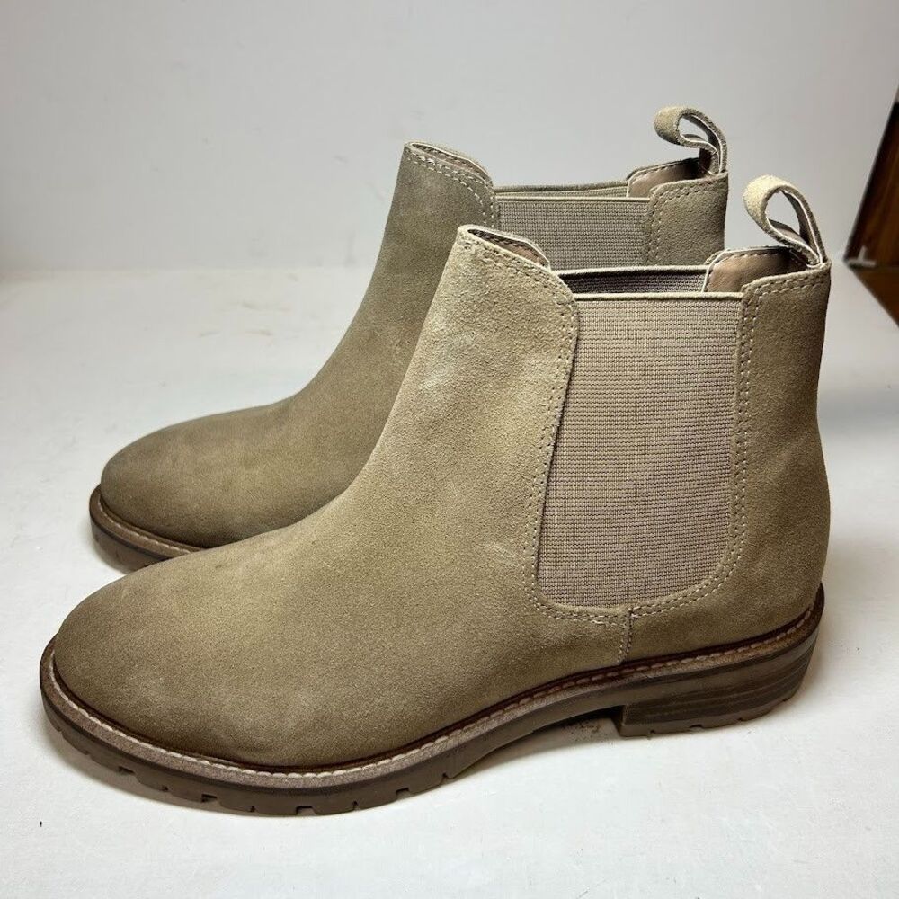 Steve Madden Womens 7 M Oatmeal Suede Leopold Pull On Ankle Booties NIB LS8